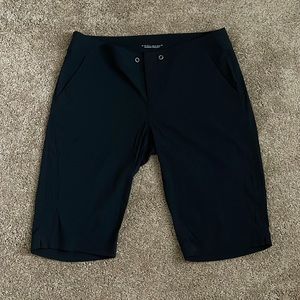 *****SOLD*****WOMANS COLUMBIA OMNI SHEILD ADVANCE REPELL